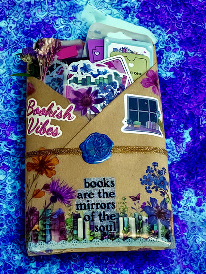 Romantasy Blind Date With a Book Gift | Fantasy Romance Mystery Box | Readers' Favorite Gift